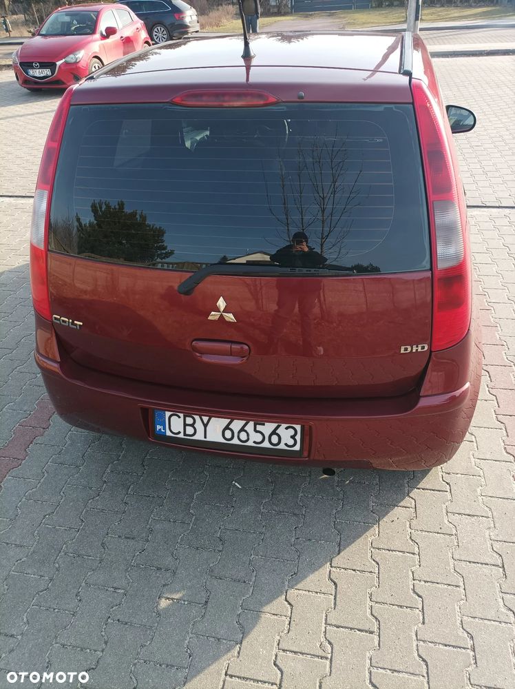 Mitsubishi Colt - 5