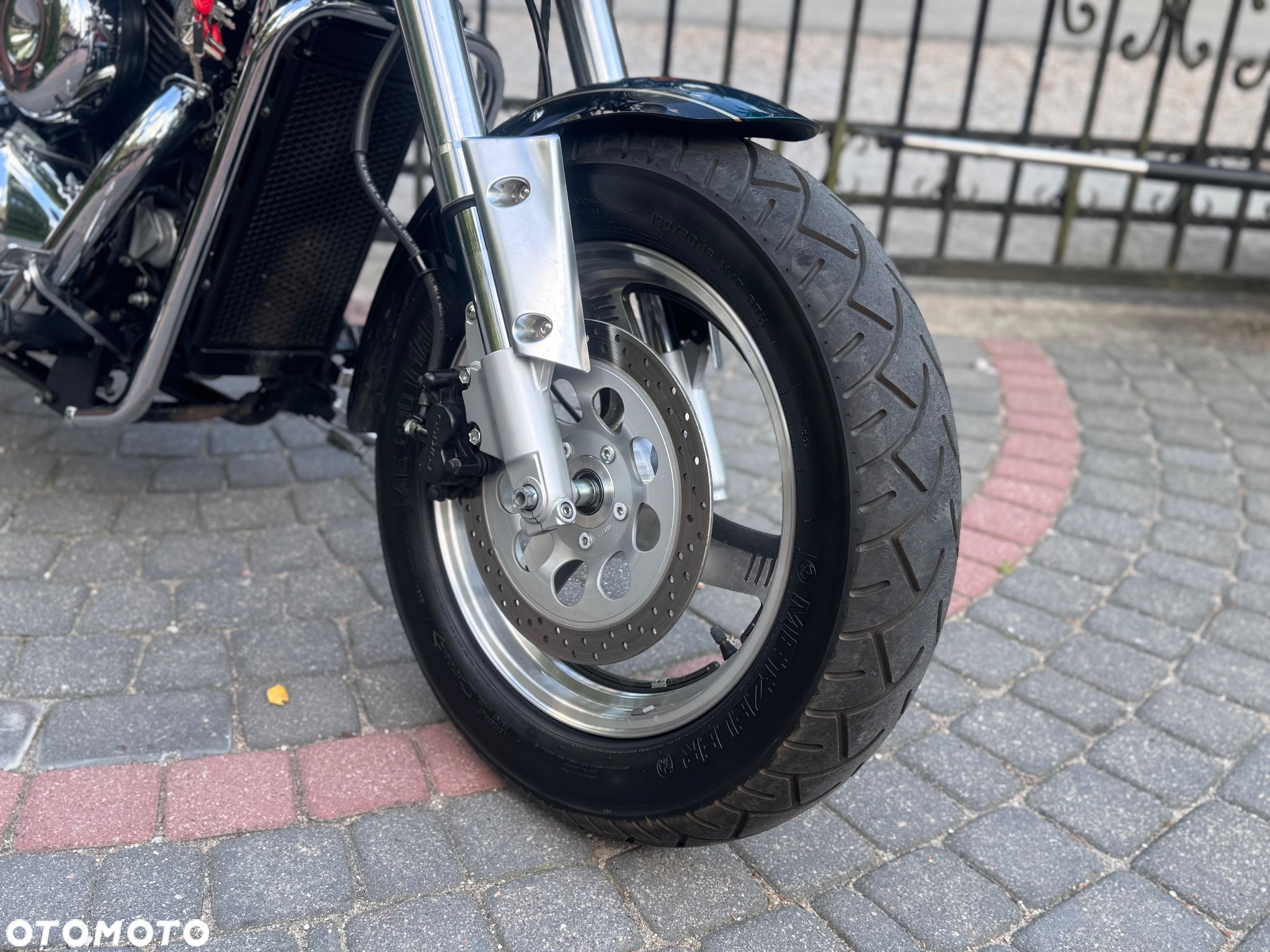 Suzuki VZ - 23