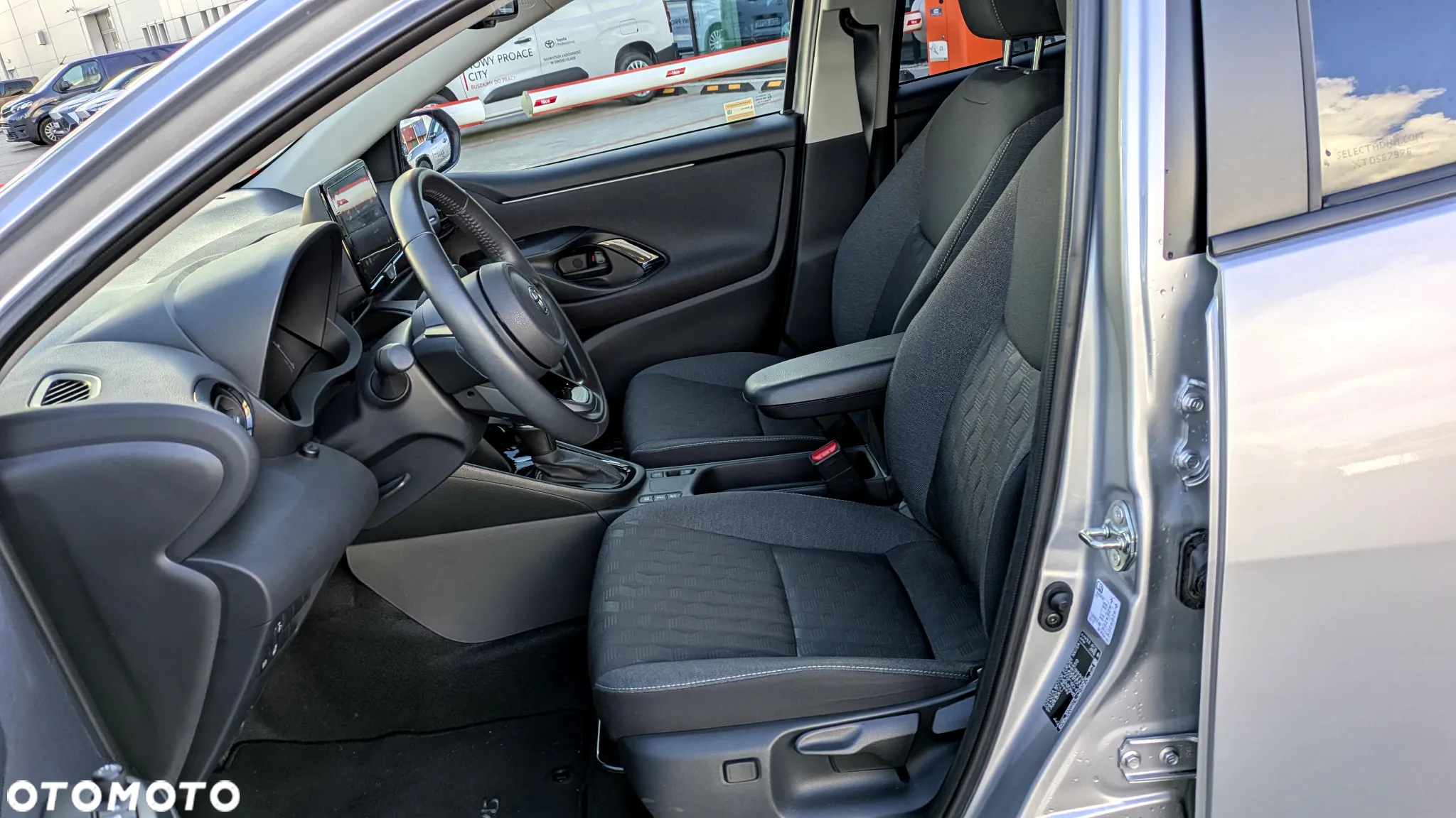 Toyota Yaris Hybrid 1.5 Style - 7