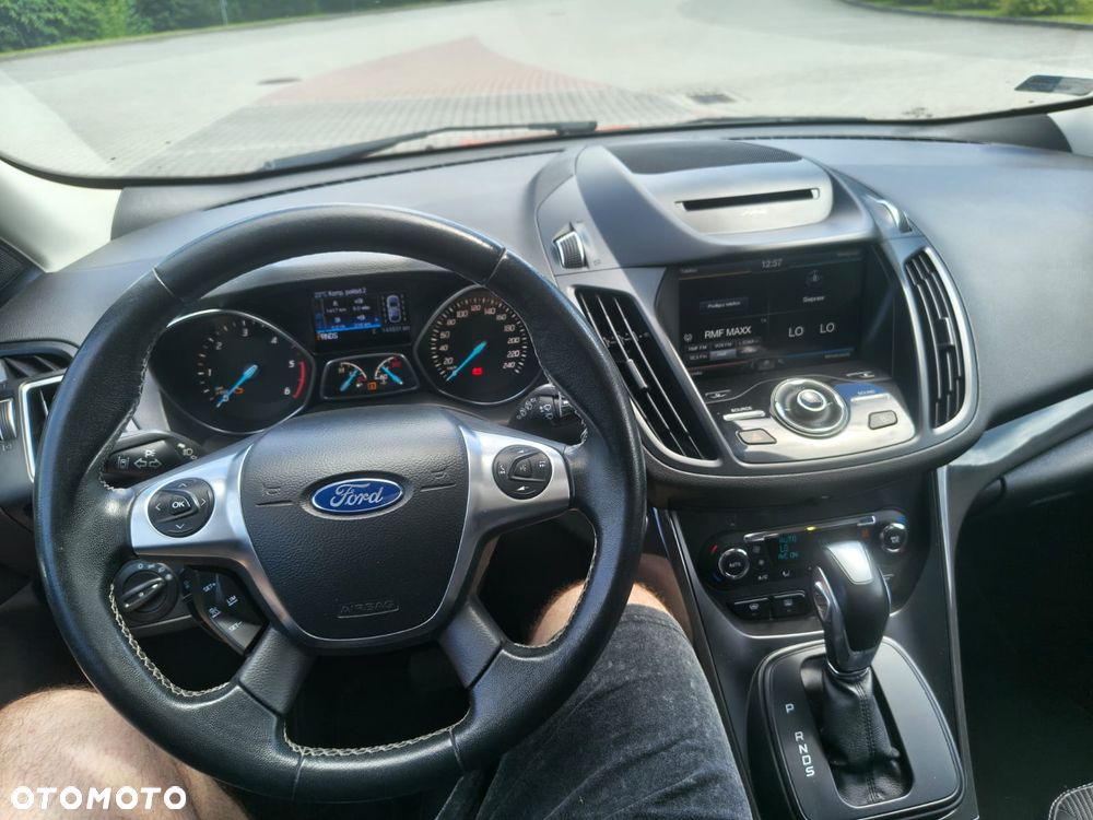Ford Kuga 2.0 TDCi 4x4 ST-Line - 22