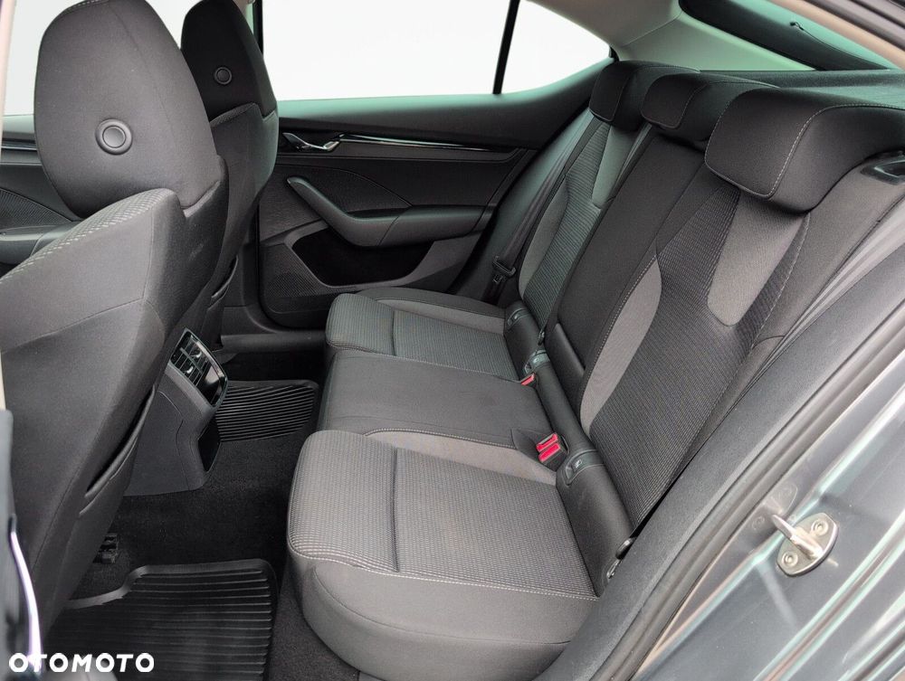 Skoda Octavia 1.5 TSI ACT Ambition - 11