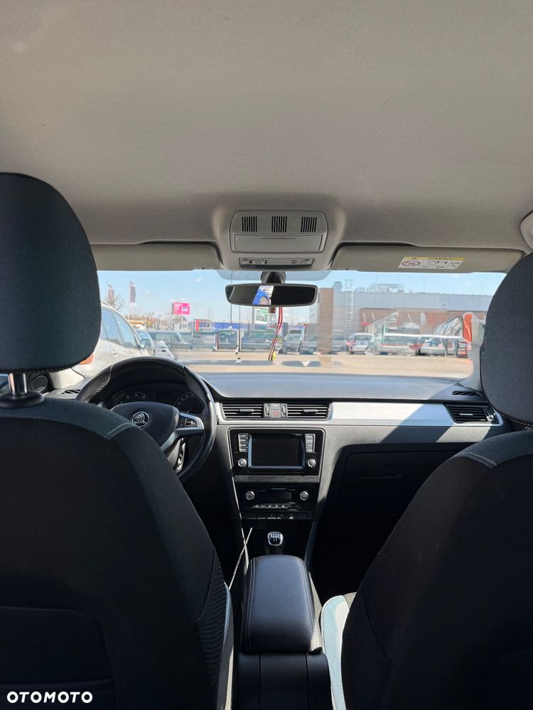 Skoda RAPID 1.2 TSI Ambition - 9