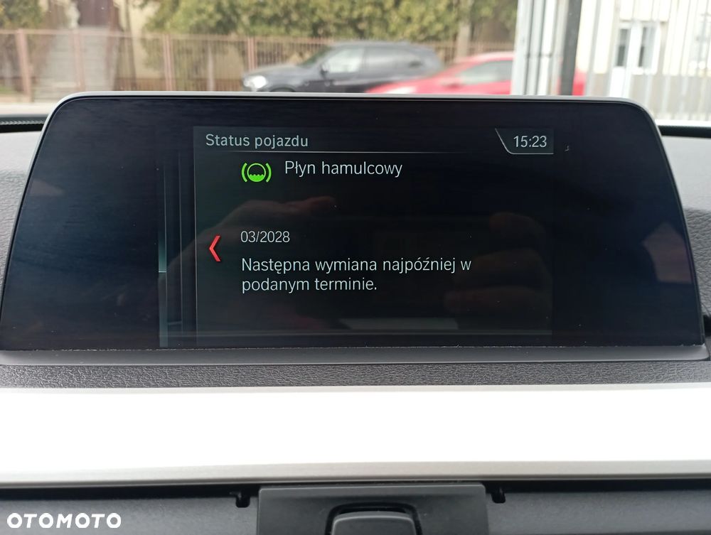 BMW Seria 3 318i - 24