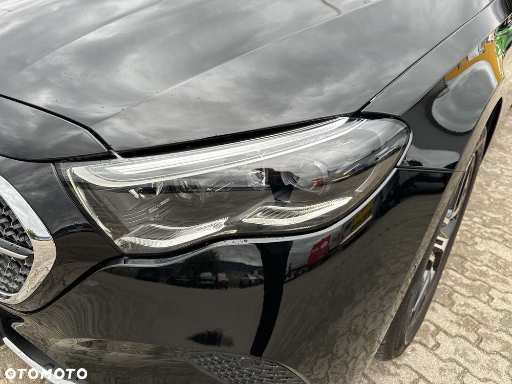 Mercedes-Benz Klasa E 220 d mHEV 4-Matic Avantgarde 9G-Tronic - 10