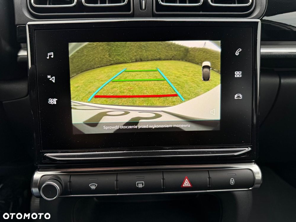 Citroën C3 1.2 PureTech Shine - 19