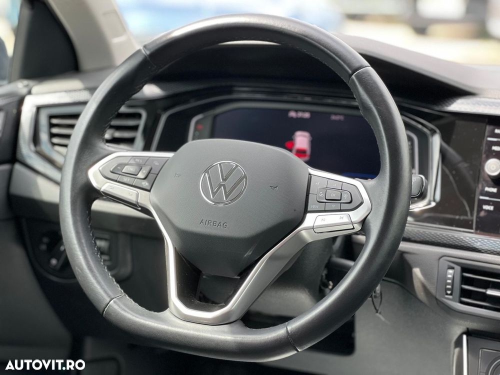 Volkswagen Polo 1.0 TSI DSG Style - 17