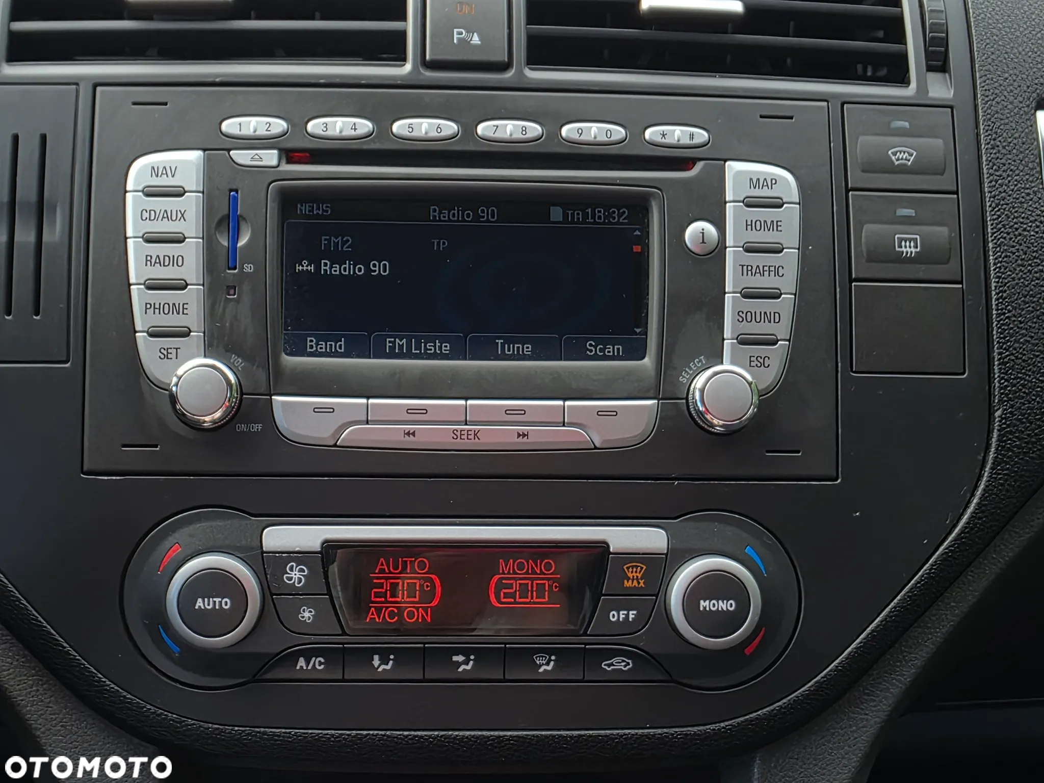 Ford C-MAX 1.8 Titanium - 18