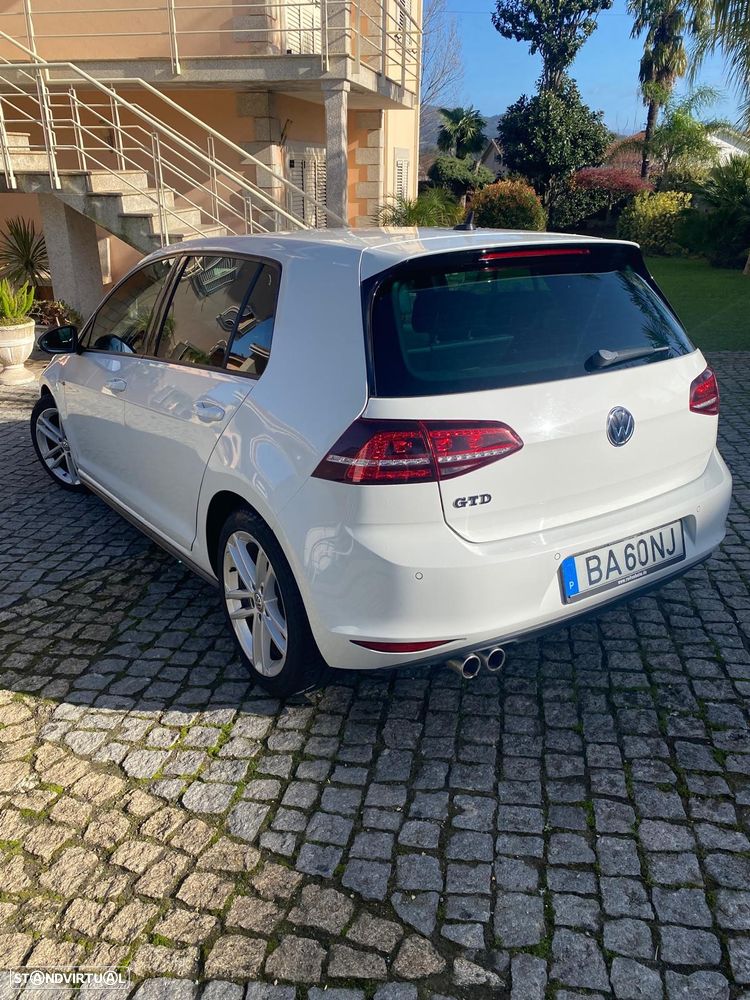 VW Golf 2.0 TDI GTD DSG - 6