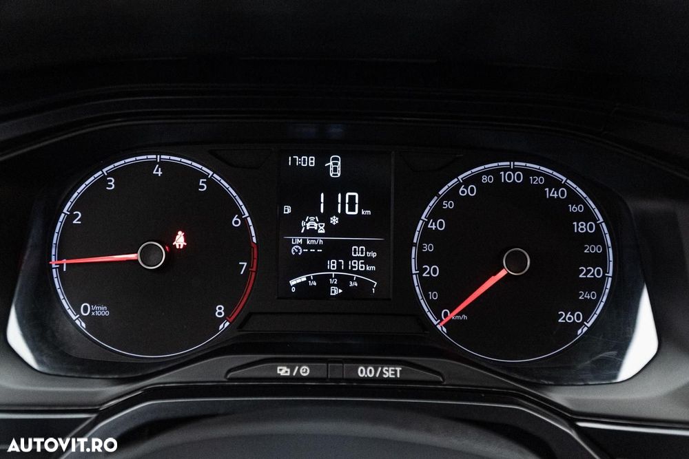 Volkswagen Polo 1.0 Comfortline - 30