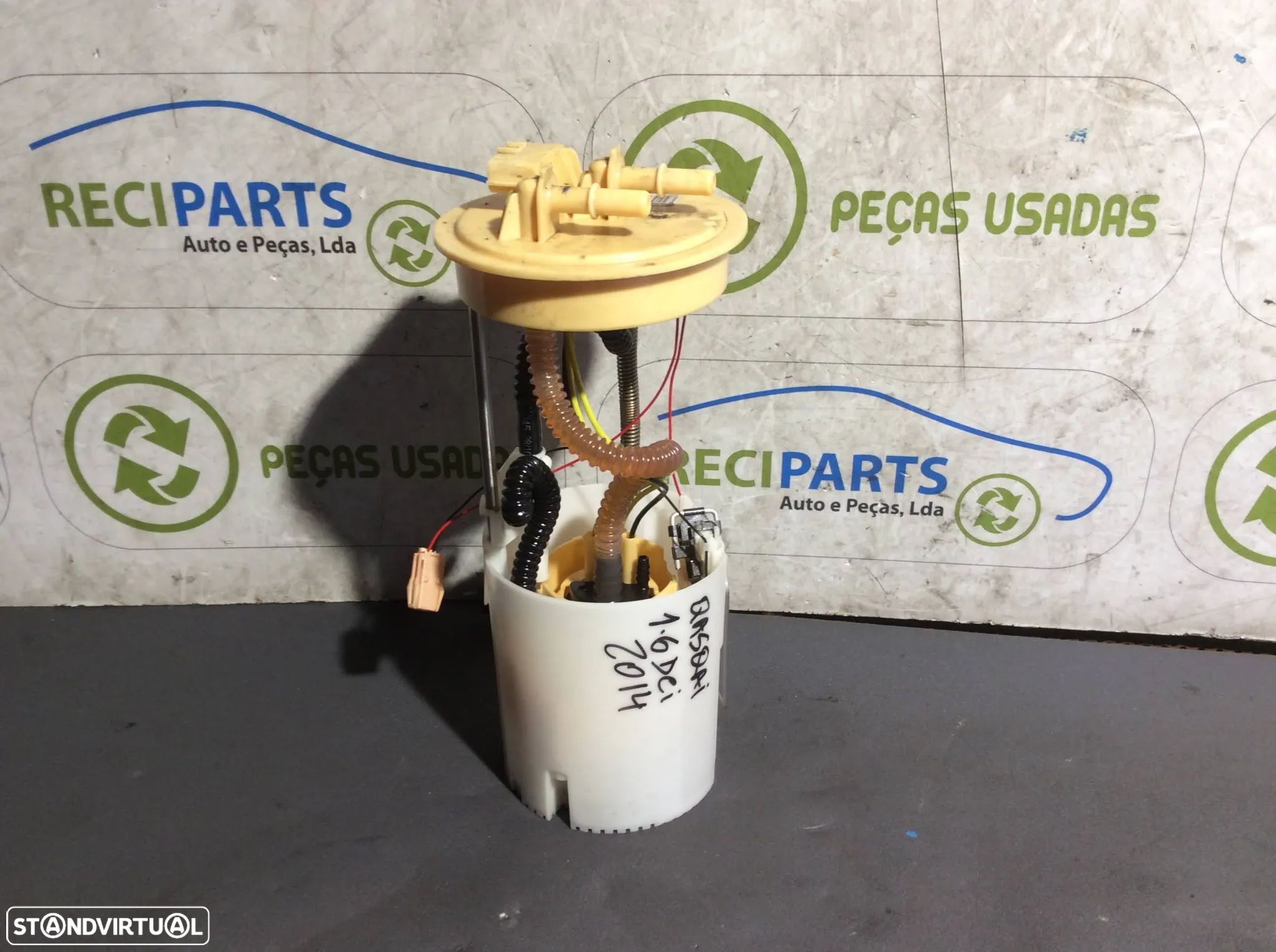 Bomba Boia deposito Nissan Qashqai - 1