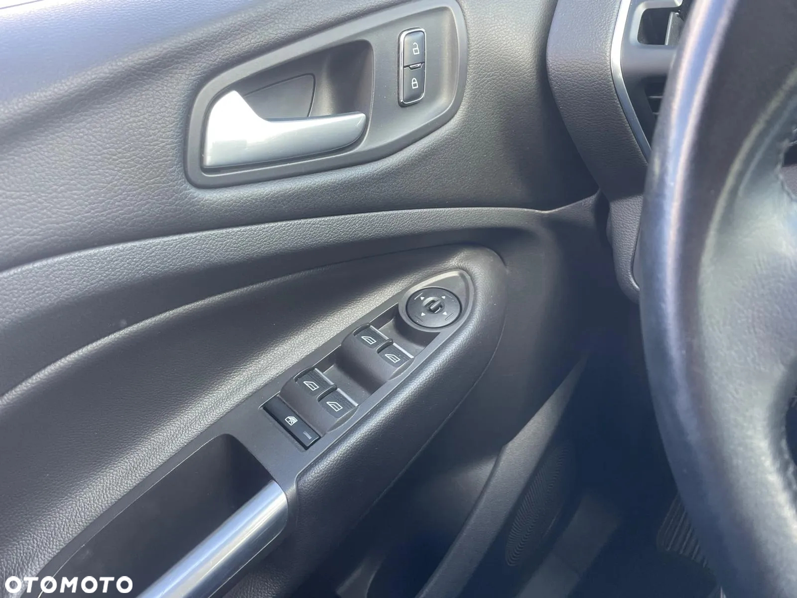 Ford Kuga 2.0 TDCi 4WD Trend - 18