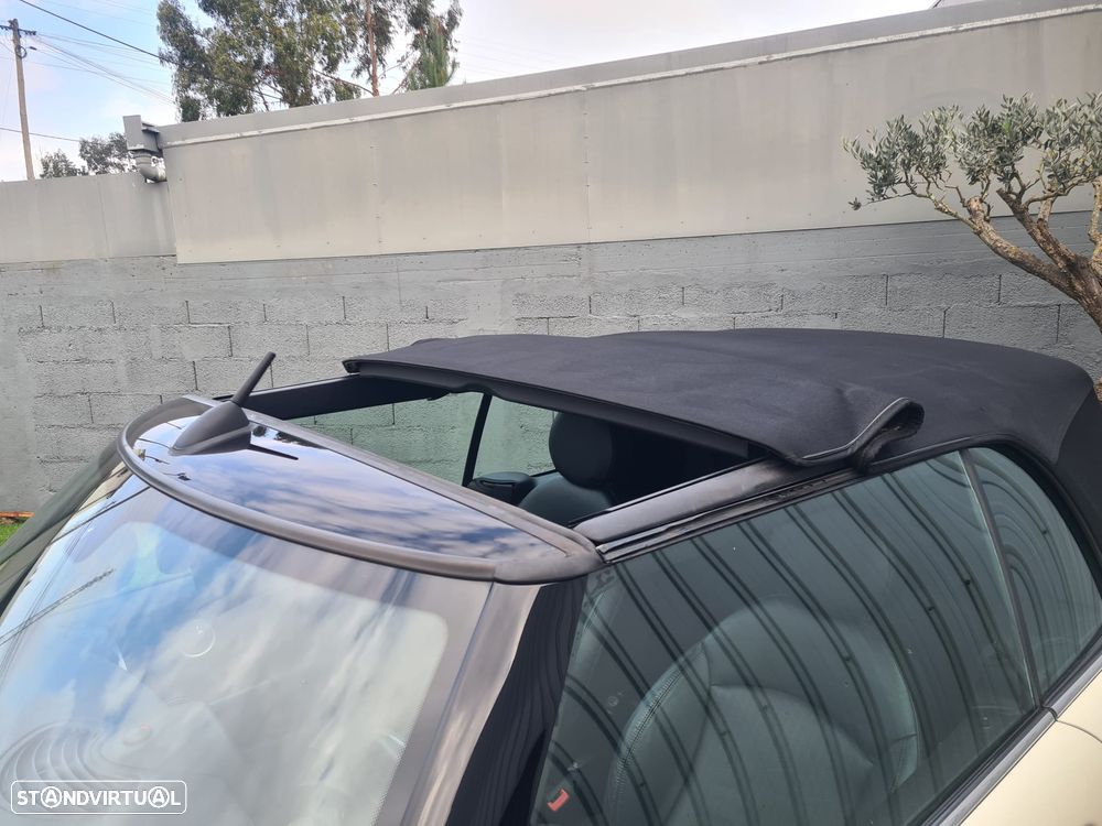 MINI Cabrio Cooper D - 12