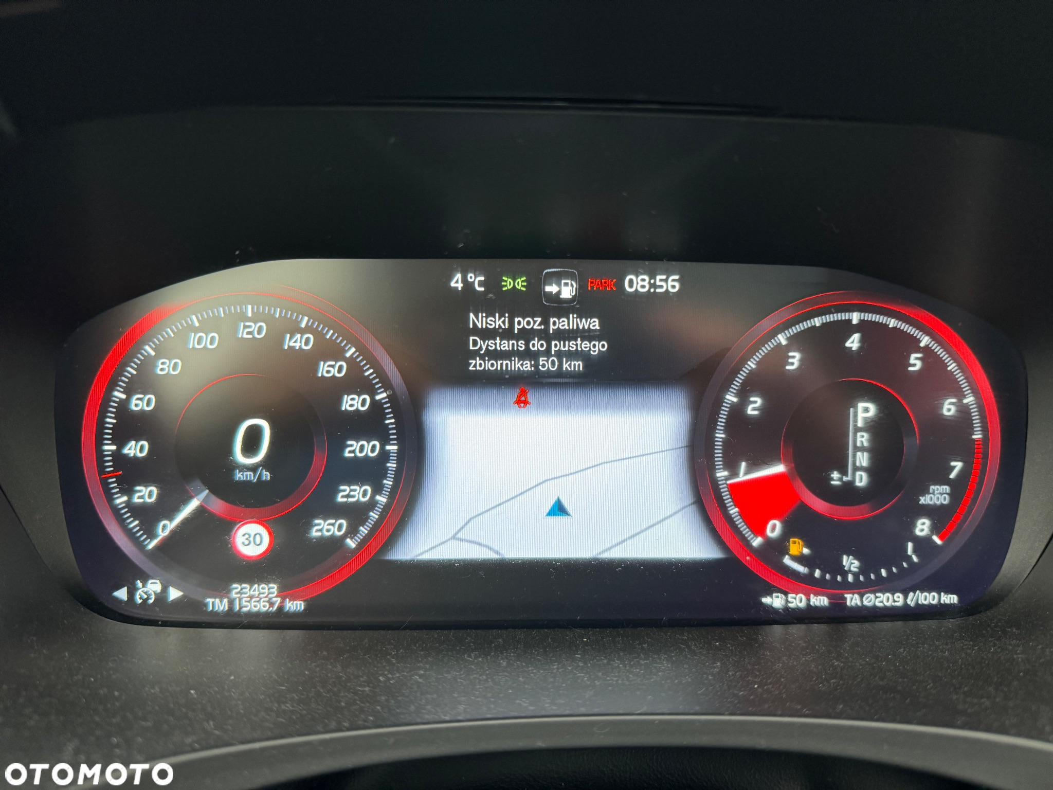 Volvo V90 Cross Country T6 AWD - 13