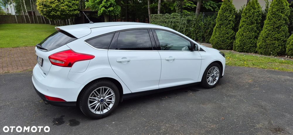Ford Focus 1.5 EcoBoost SYNC Edition ASS - 6