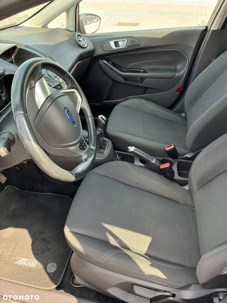 Ford Fiesta 1.25 Trend EU6 - 11