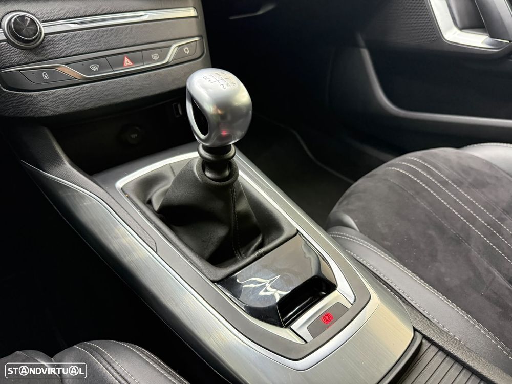 Peugeot 308 SW - 21