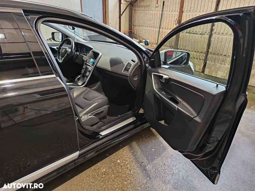 Volvo XC 60 D3 Aut. Ocean Race - 16