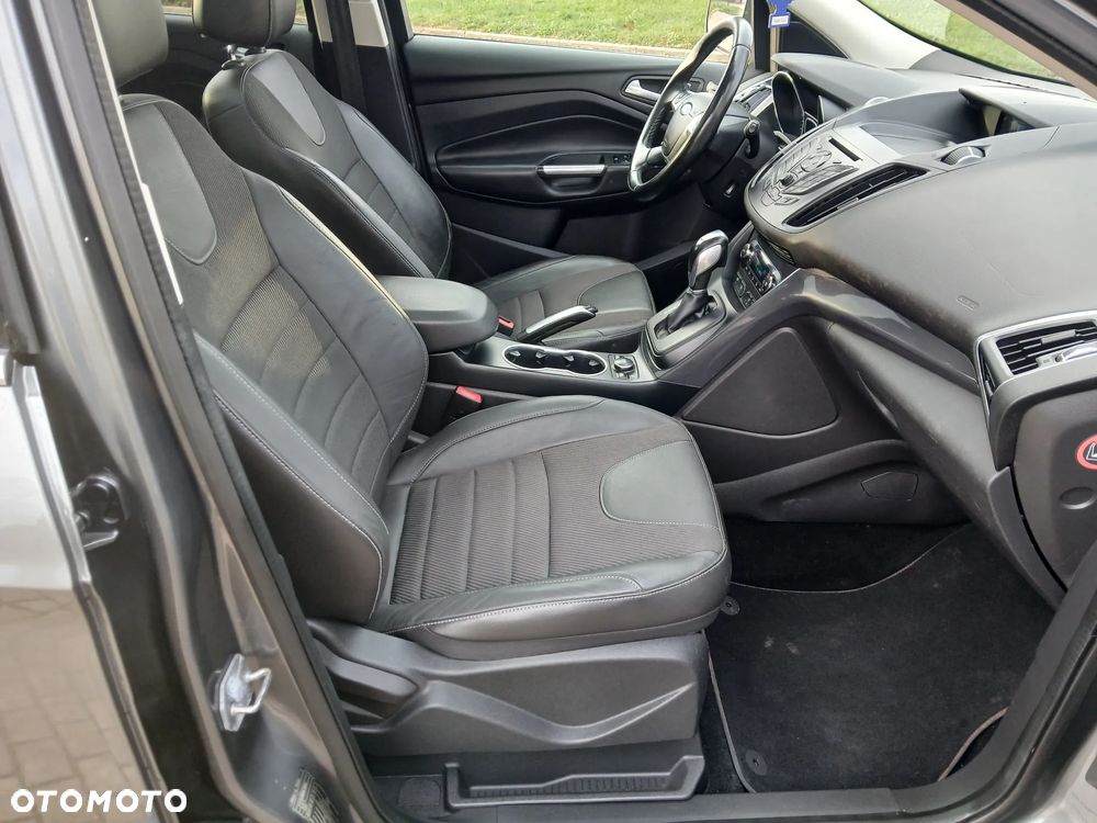 Ford Kuga 2.0 TDCi Titanium MPS6 - 27