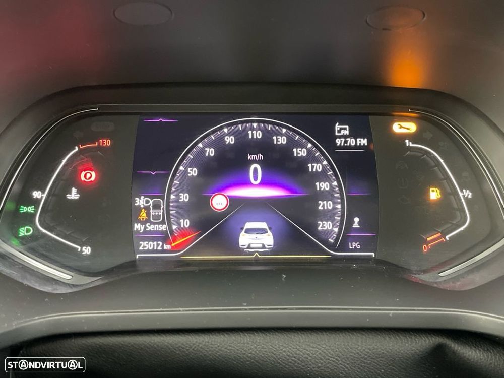 Renault Captur 1.0 TCe Techno Bi-Fuel - 9