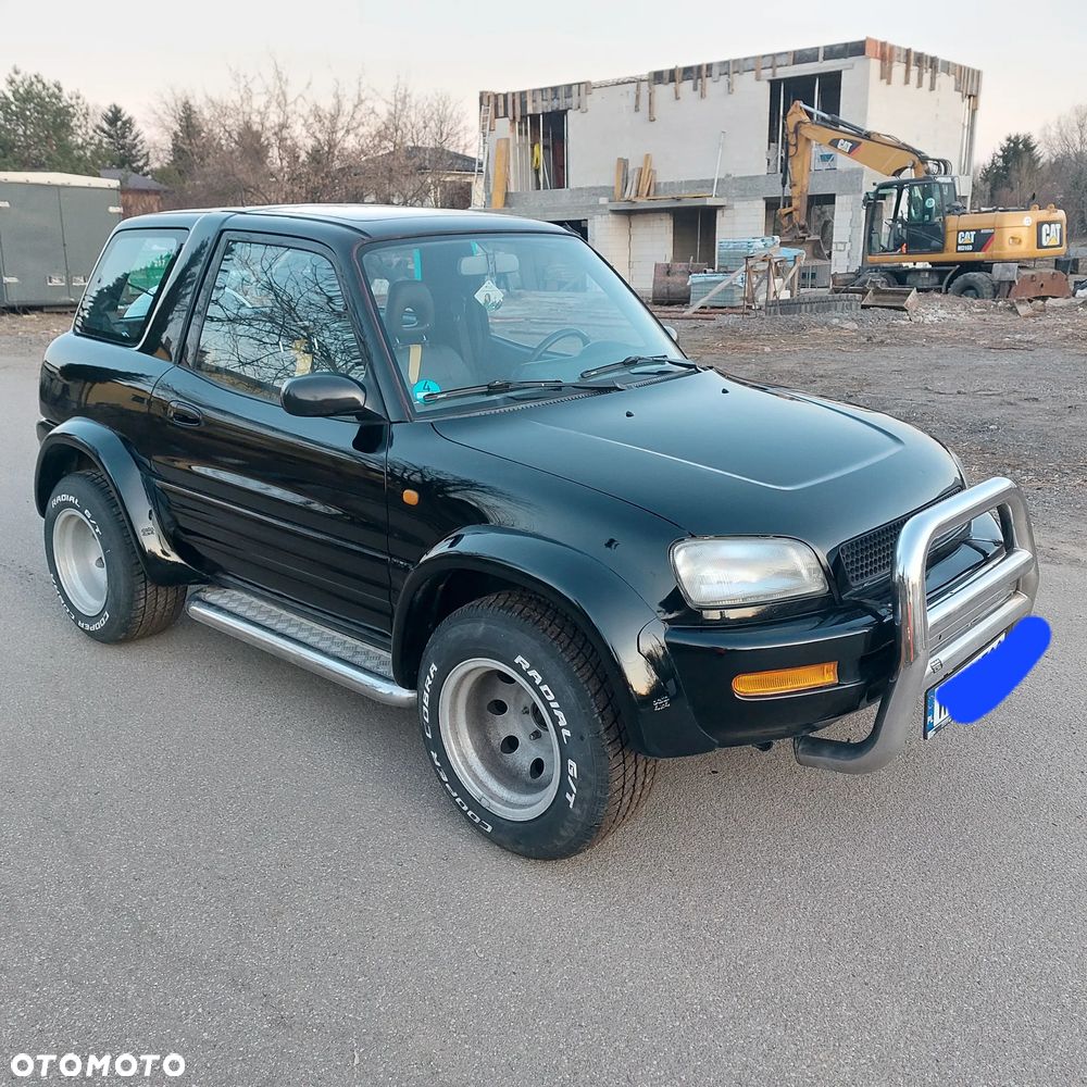 Toyota RAV4 - 6
