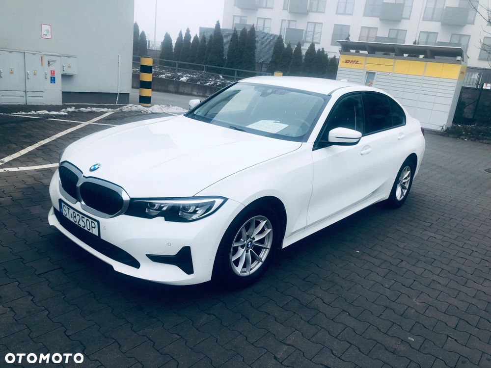 BMW Seria 3 318d Business Edition - 4