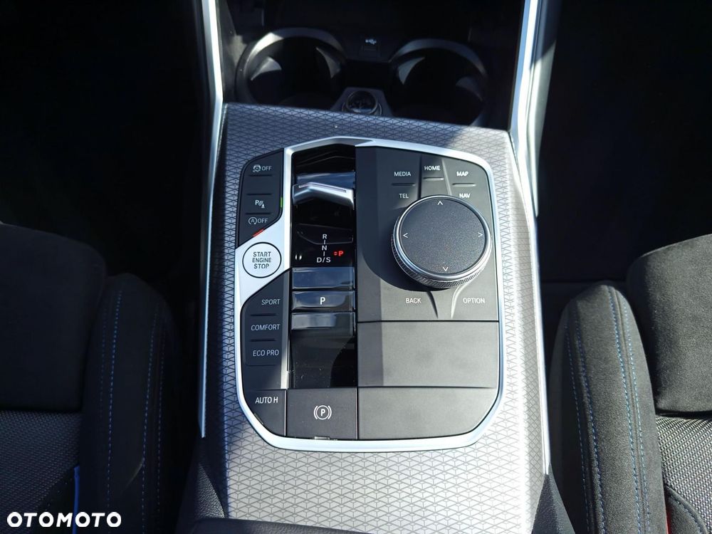 BMW Seria 3 - 16