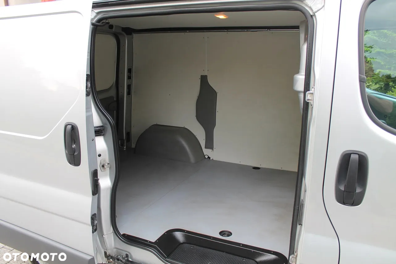 Opel VIVARO - 21