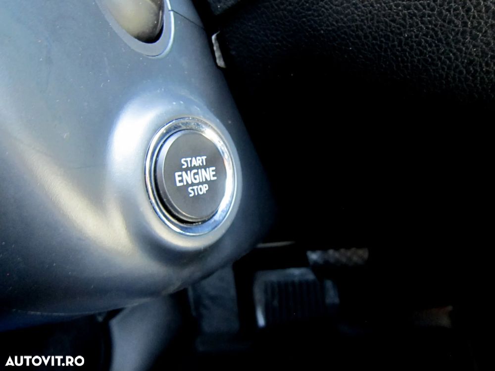 Skoda Superb 2.0 TDI DSG Ambition - 28