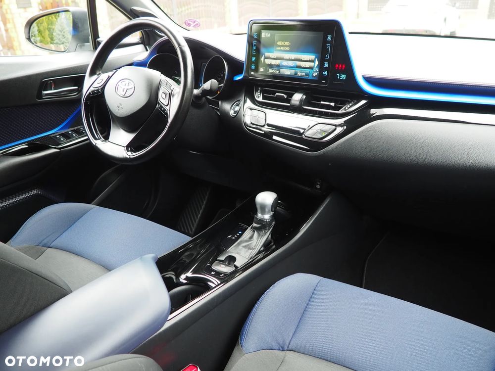 Toyota C-HR 1.2 T Premium CVT 4x4 - 7