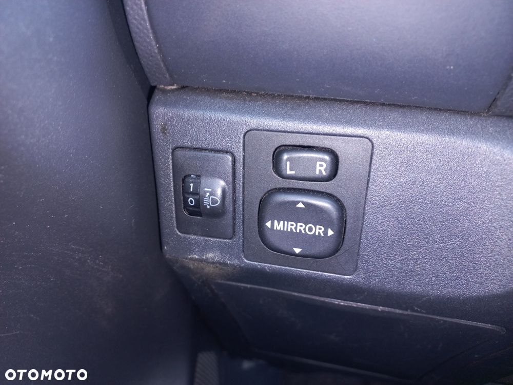 Toyota Yaris 1.0 Luna A/C - 15