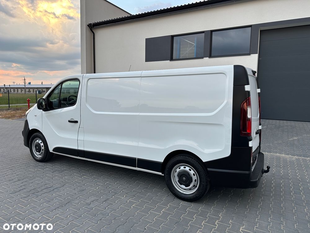 Renault Trafic L2H1 Długi 1.6 DCi 125KM Klima Webasto REGAŁY - 9