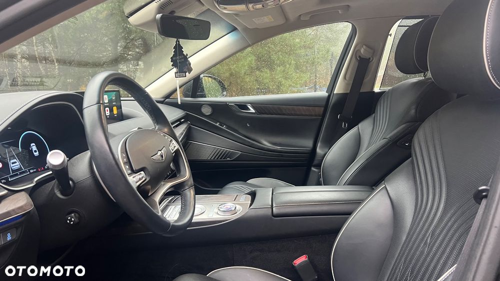 Genesis G80 - 17