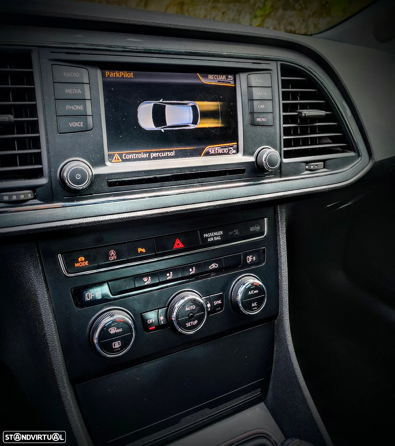 SEAT Leon SC 2.0 TDI FR DSG S/S - 10