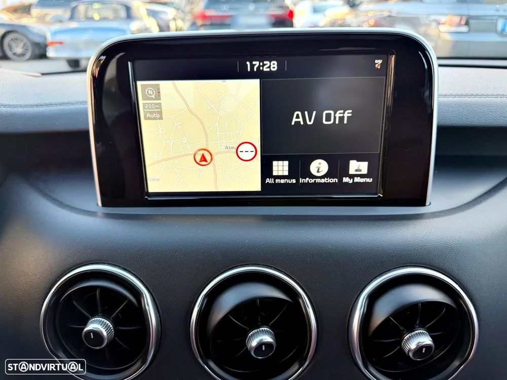 Kia Stinger 3.3 T-GDI GT - 19