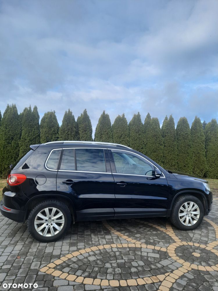 Volkswagen Tiguan - 4