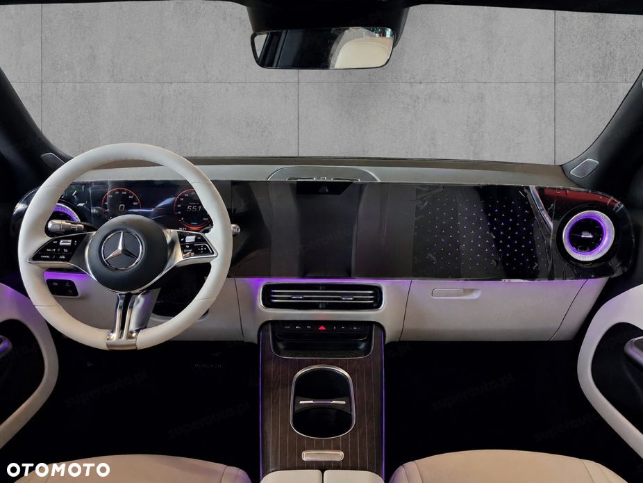 Mercedes-Benz GLB - 8