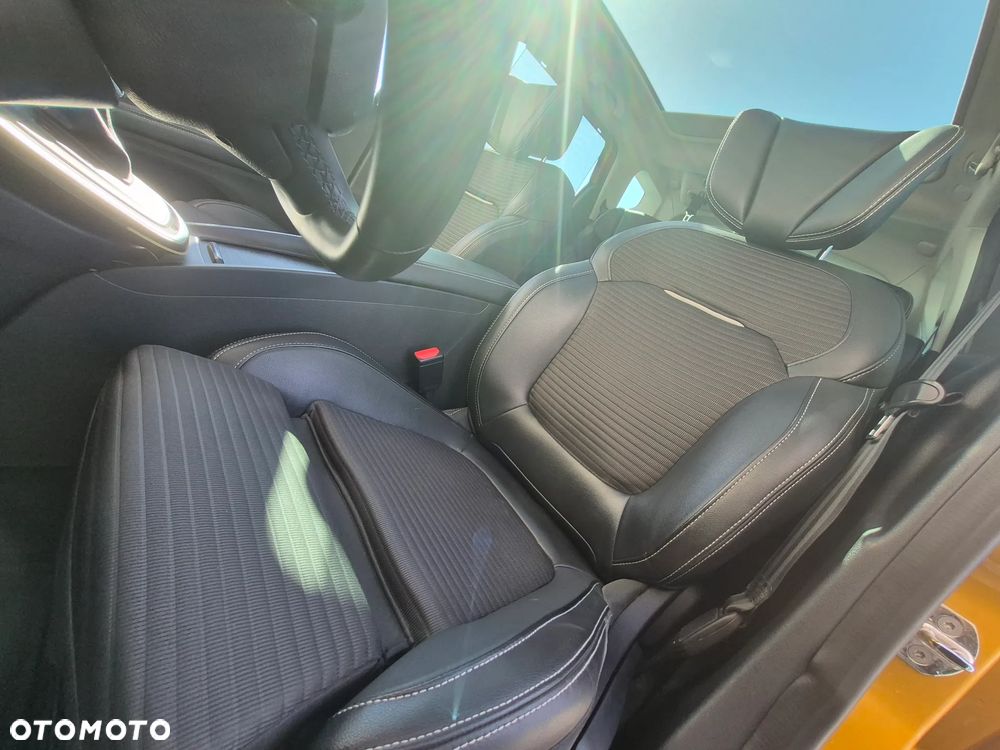 Renault Scenic - 9