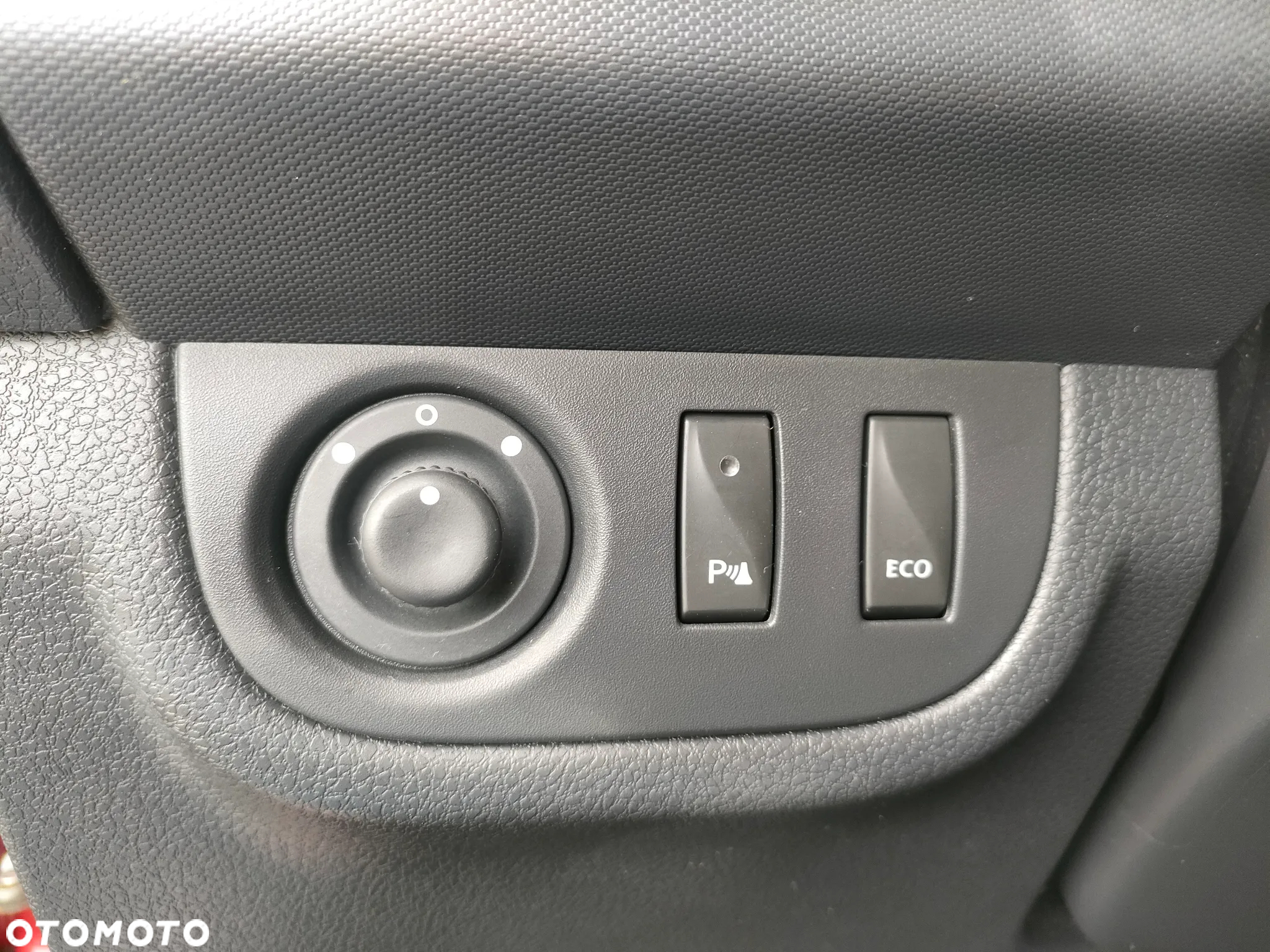 Dacia Sandero 0.9 TCe Laureate - 15