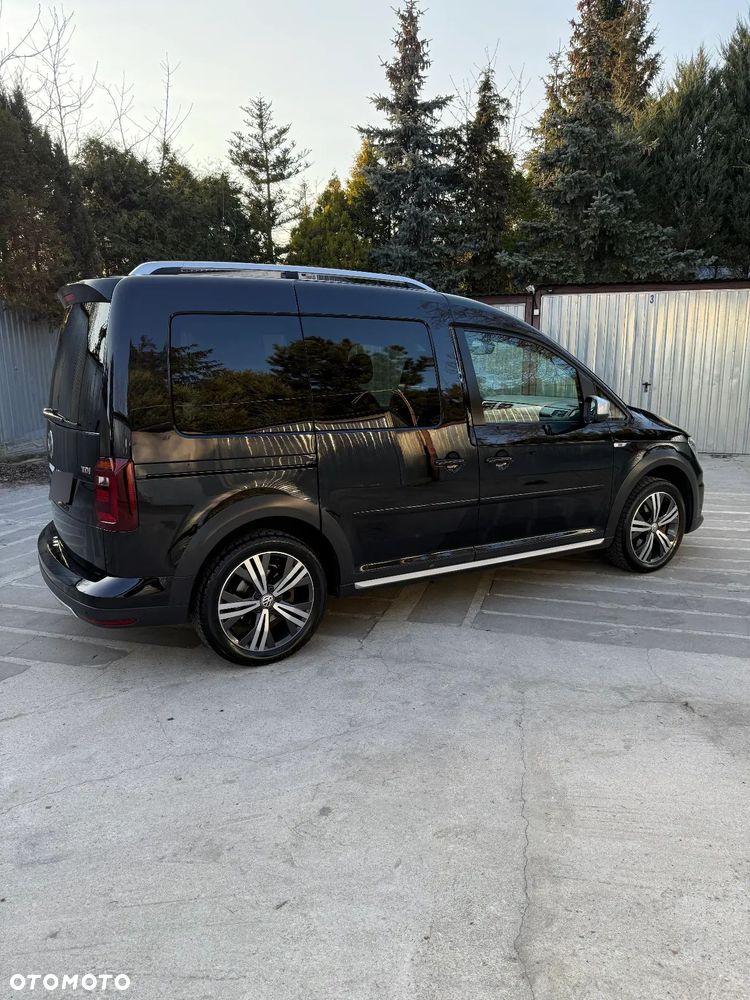 Volkswagen Caddy 2.0 TDI Alltrack DSG - 4
