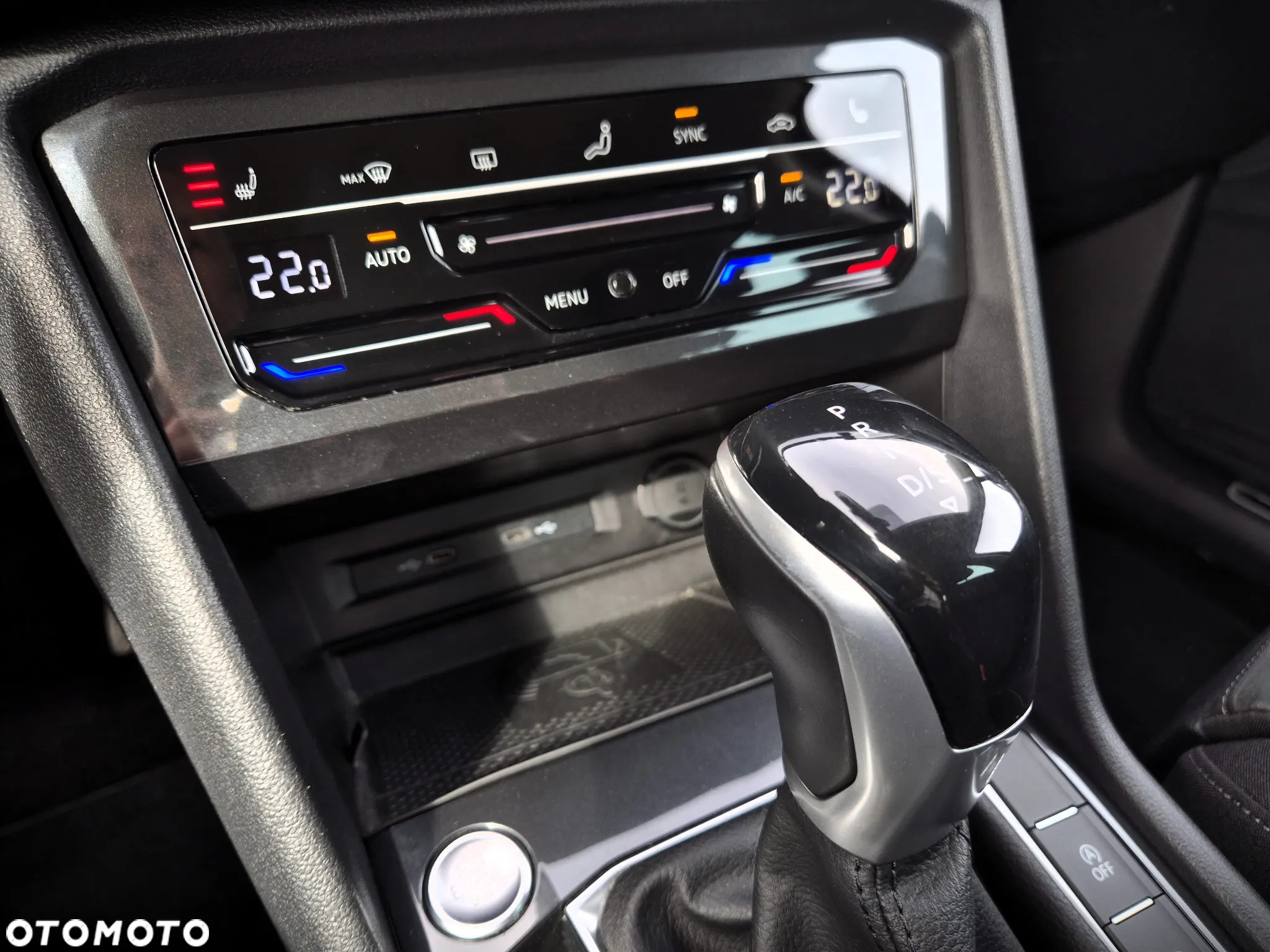Volkswagen Tiguan 1.5 TSI EVO Elegance DSG - 36