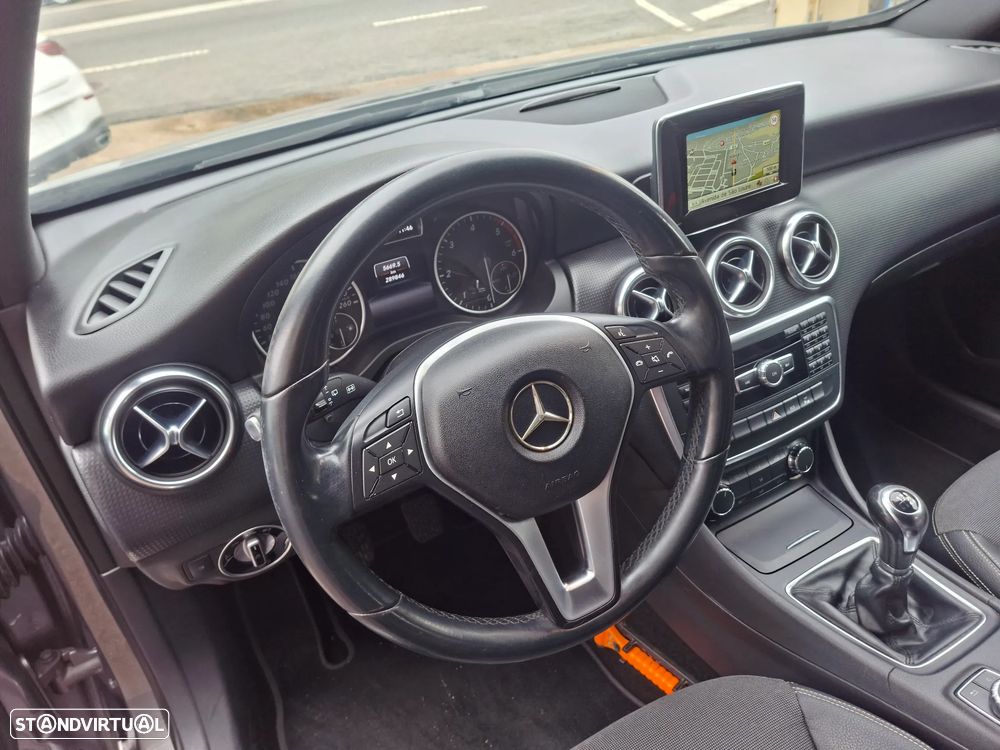 Mercedes-Benz A 180 - 19