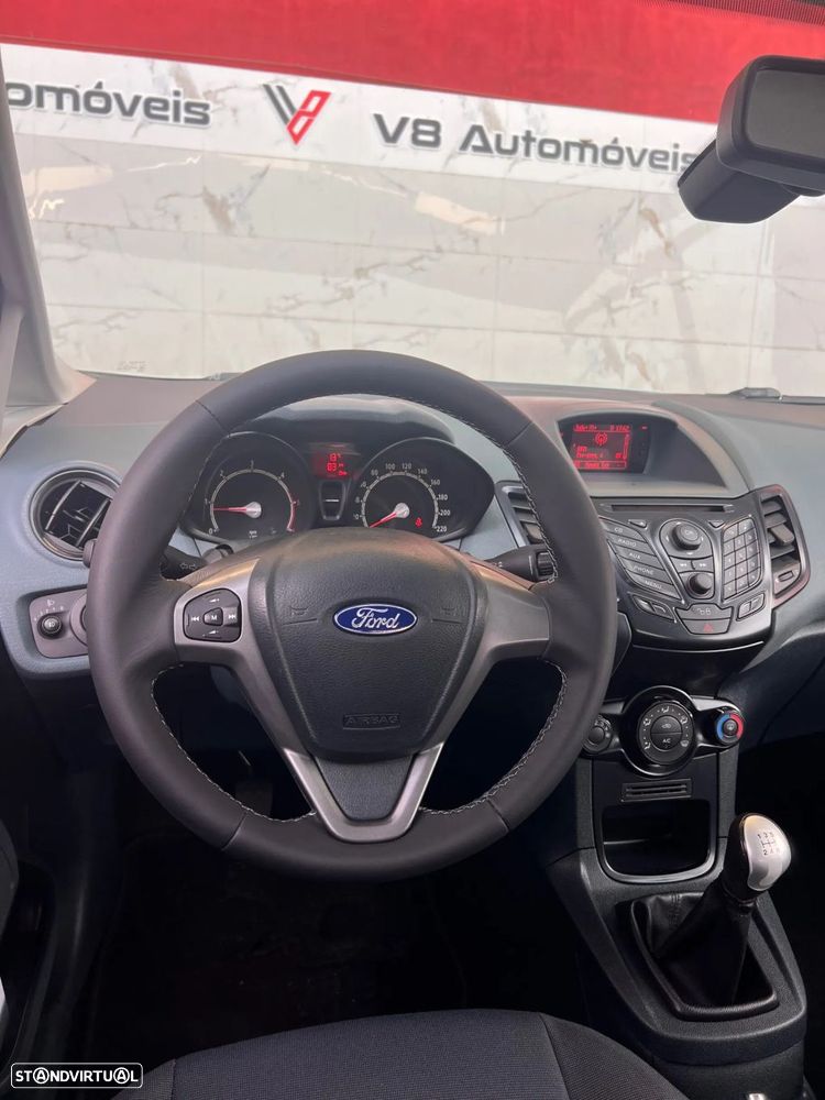 Ford fiesta - 6