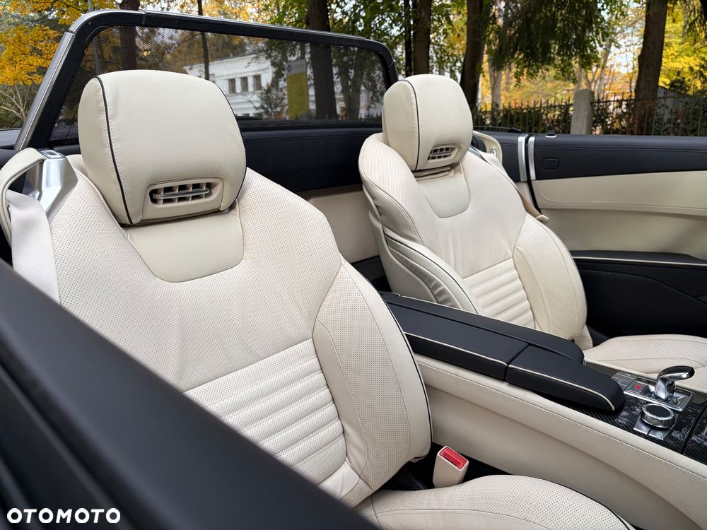 Mercedes-Benz SL 500 - 23