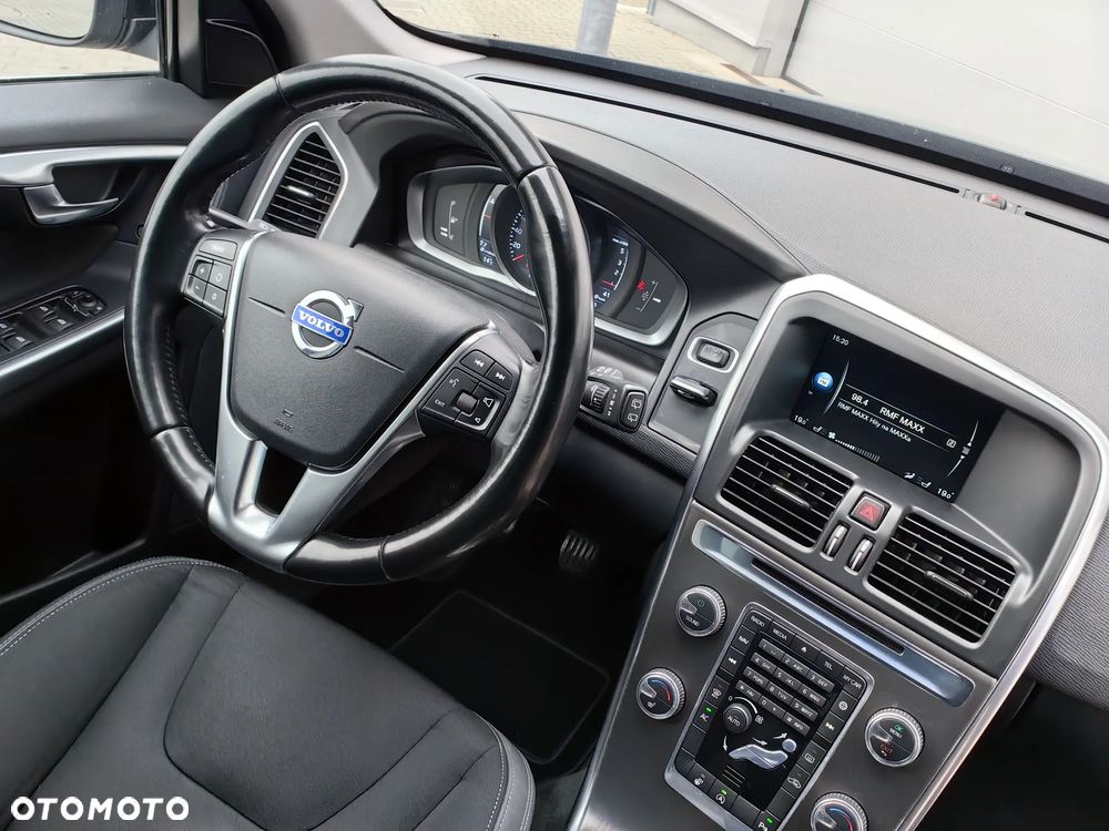 Volvo XC 60 D4 Kinetic - 12