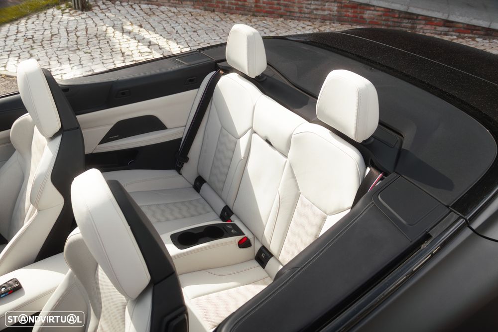 BMW M4 Competition M xDrive - 21