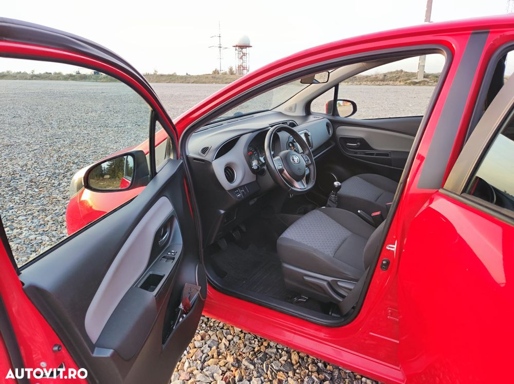 Toyota Yaris 1.3 VVT-i Luna - 12