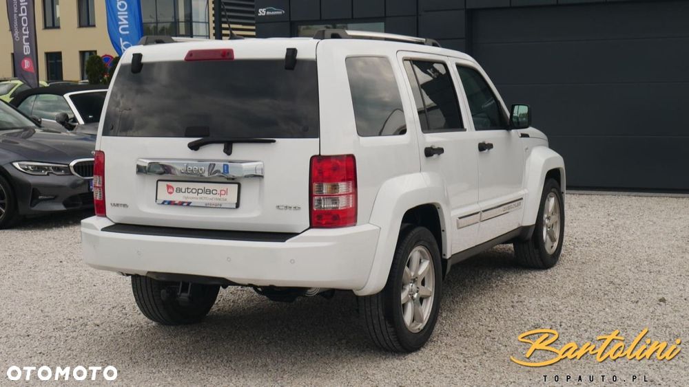 Jeep Cherokee - 8