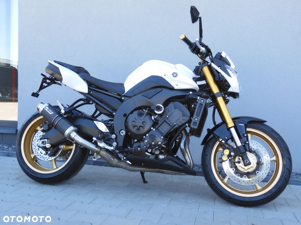 Yamaha FZ8 - 16