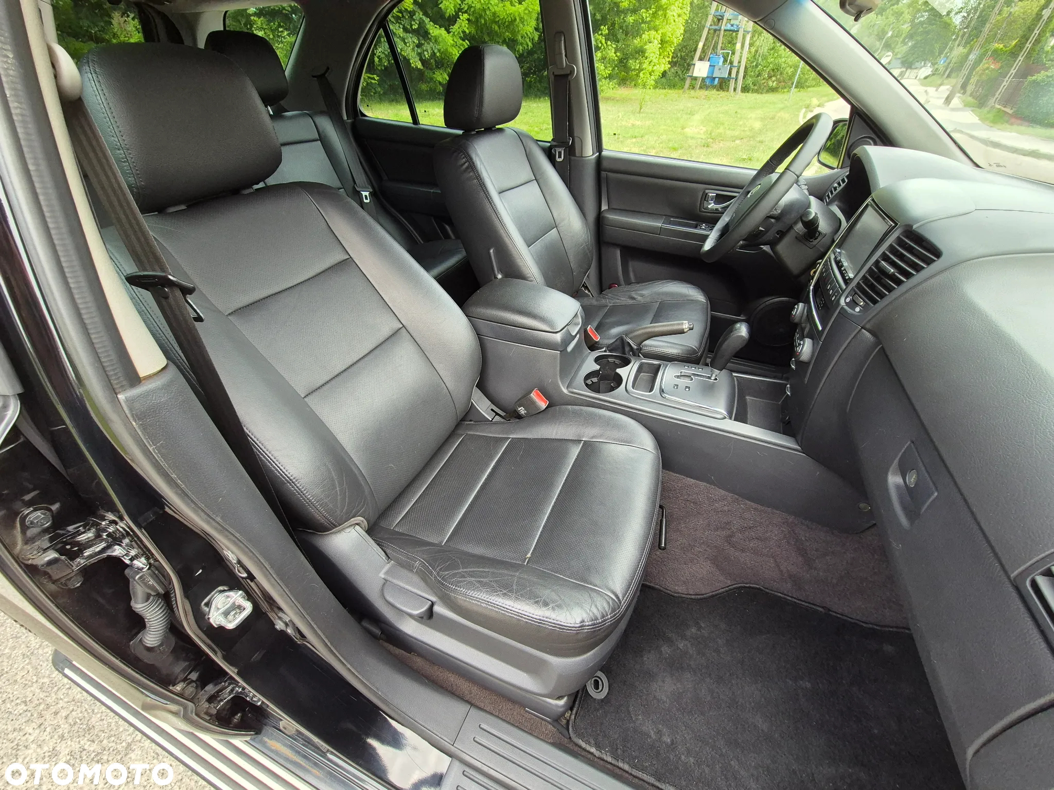 Kia Sorento 3.3 V6 EX - 28
