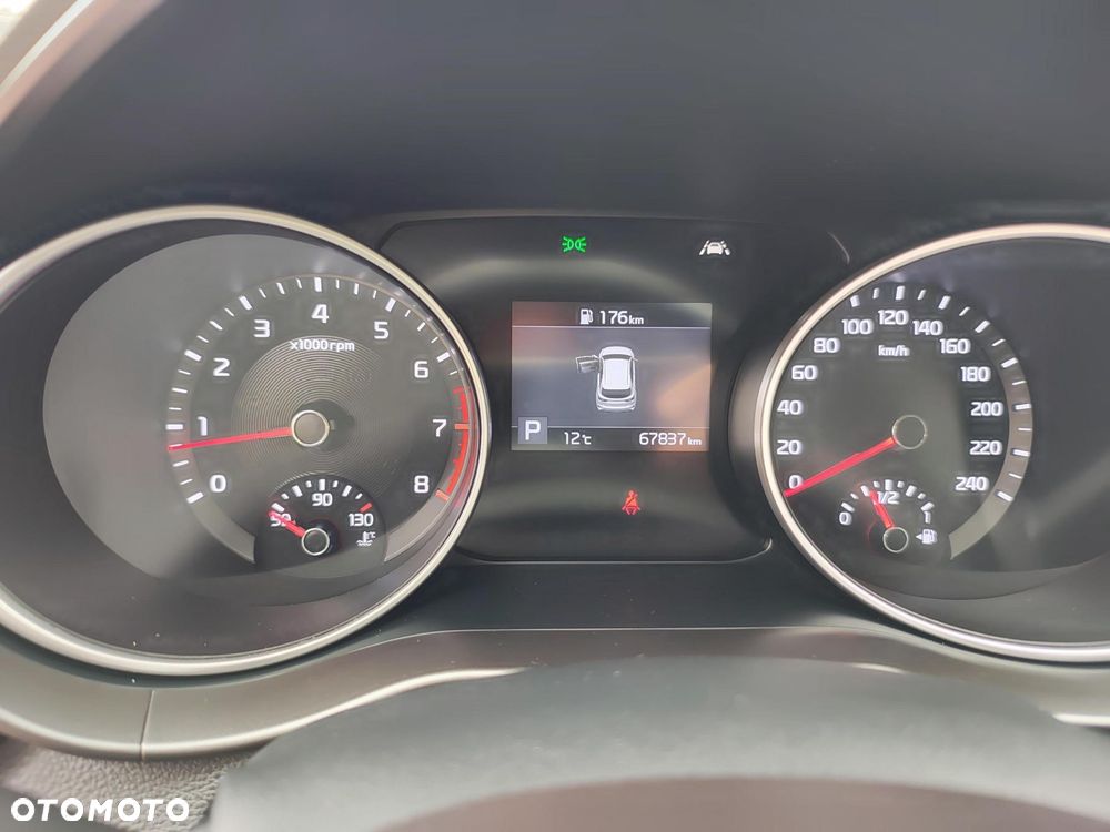 Kia Ceed 1.5 T-GDI M DCT - 11